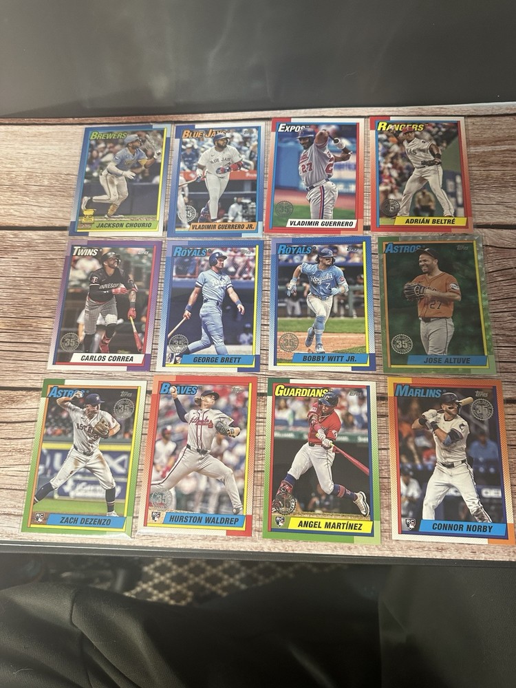 2025 Topps Series 1 35th Anniversary Lot with Rookies Veterans Green Crackle Parallel /99