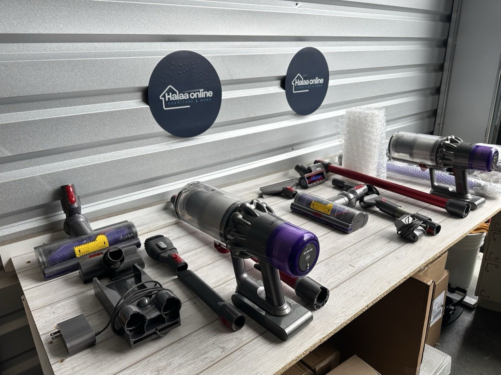 Dyson V11 – Red (Used, Good Condition)💨 Powerful Cordless Vacuum | Works Great