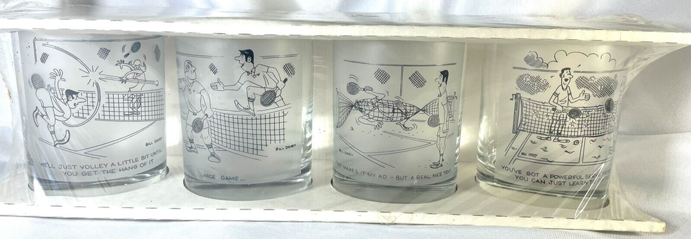 Juego de 4 vasos de colección pelota baja Bill Davey dibujos animados tenis bar comedia MCM