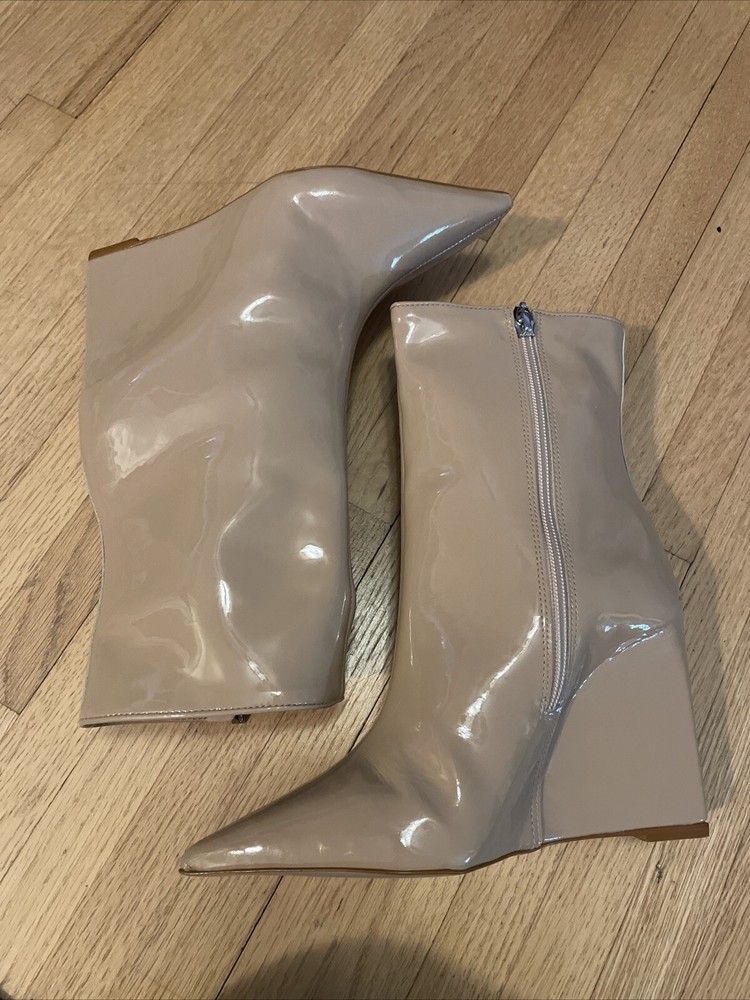 Schutz Nude Tan Patent Leather Asya Boots Size 8 NWOT No Scuffs