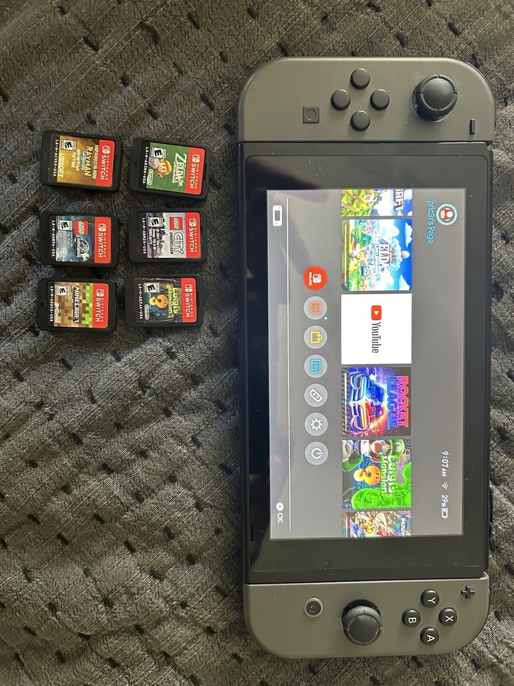 Nintendo Switch V.2  64GB - 6 Games Bundle