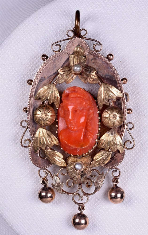 Victorian 9K Rose & Yellow Gold Hand Carved Coral Cameo Brooch/ Pendant 2.5