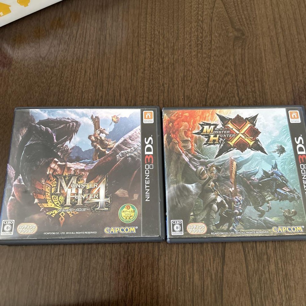 Monster Hunter Cross 4 F/S-411 from japan Rare  Good condition