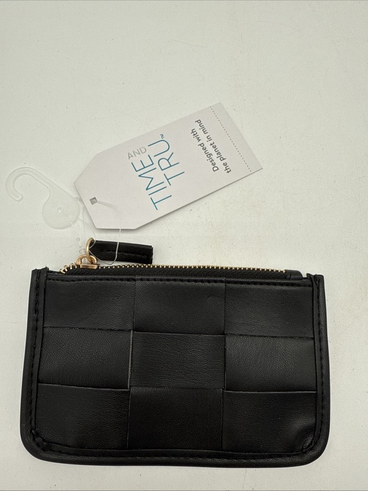 Time and Tru Faux Leather Wallet NWT Minimalist Style  