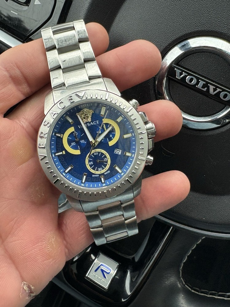 Versace V-Ray Men's Grey And Blue Watch - VE2I00421