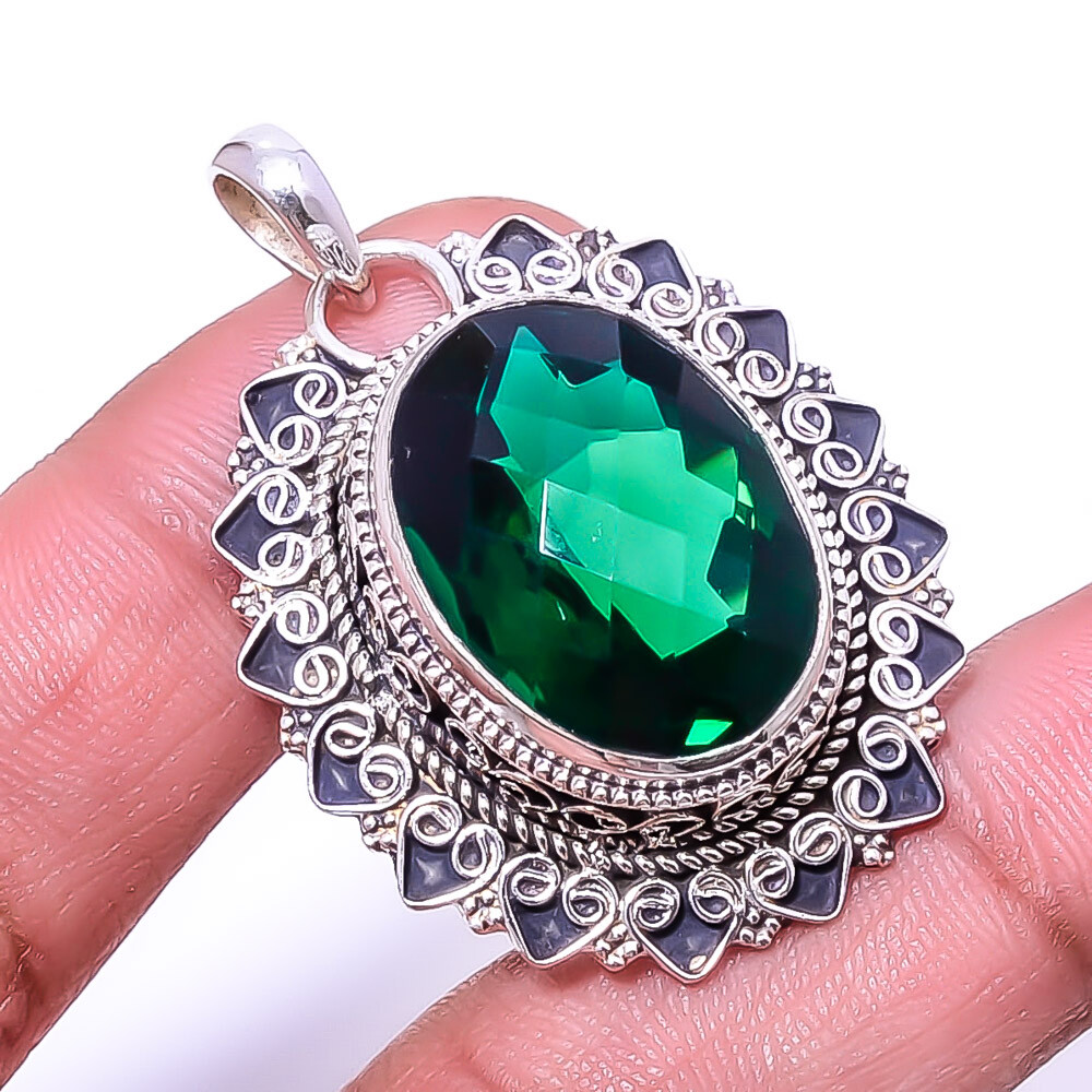 Emerald Fine Art (Simulated) 925 Sterling Silver Pendant 1.76