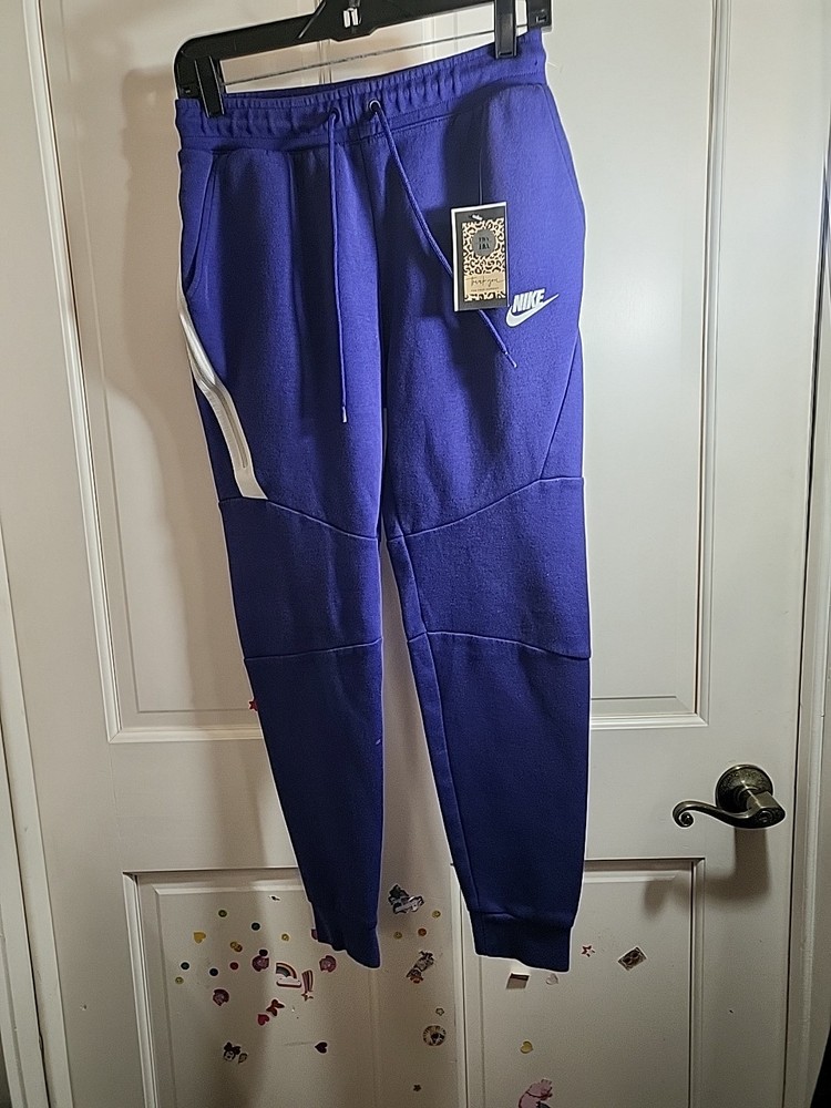 Men's Nike Tech Fleece Joggers Sweatpants in Purple Brand New No Tag