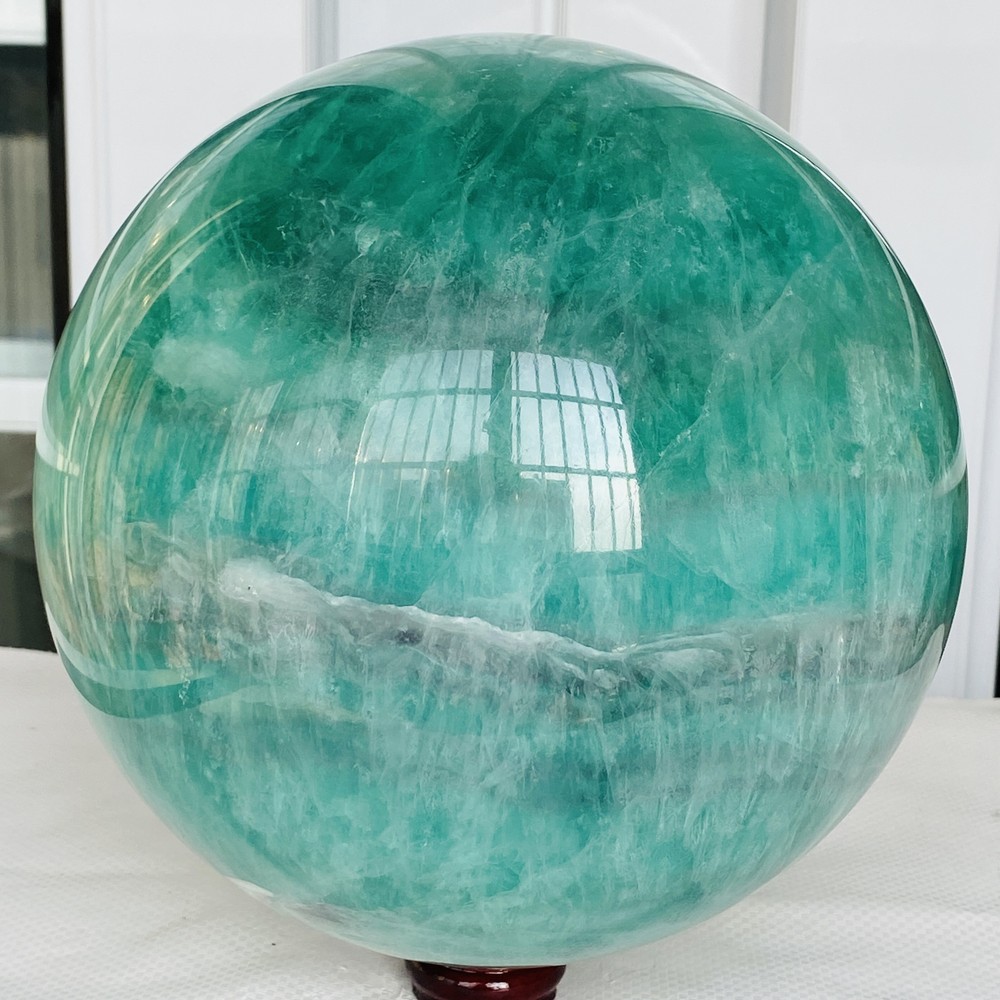 Natural Green Fluorite Quartz Sphere Crystal Ball for Reiki Healing Energy