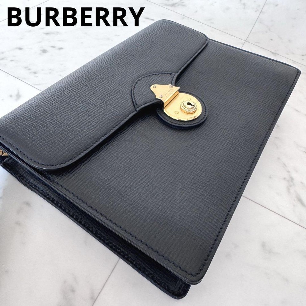 Burberry Vintage Clutch Bag Leather With Key Black