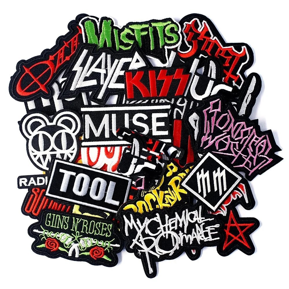 Random Lot of 25 Rock Band Patches Iron on Music Punk Roll Heavy Metal Sew