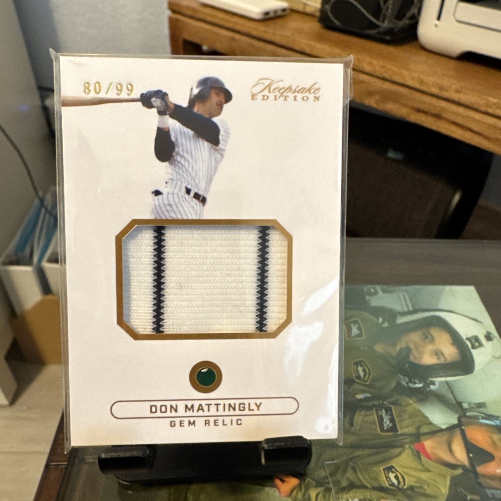 Don Mattingly Gem Relic Patch /99 New York Yankees