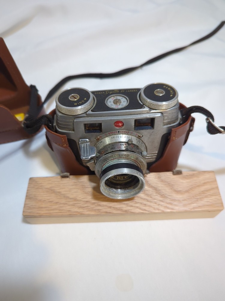 Vintage Kodak Signet 35 Film Camera. Need Restoration Collections