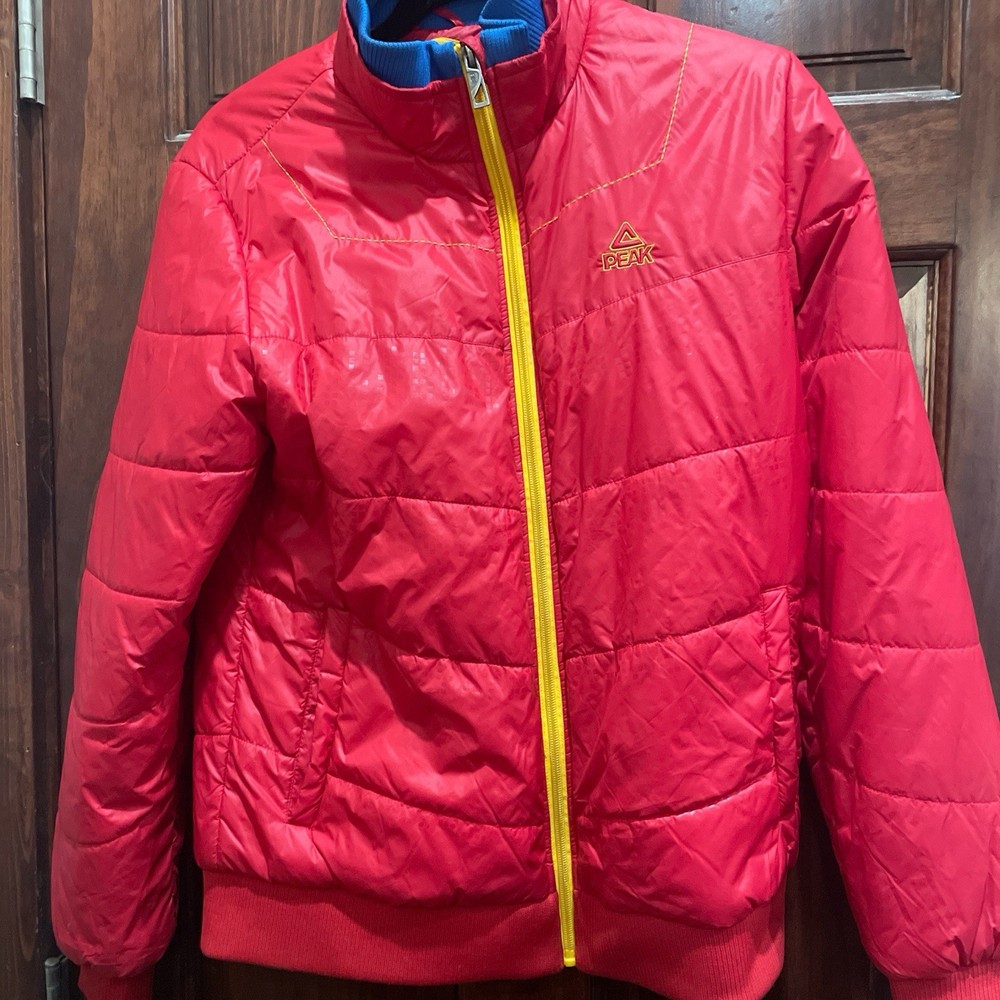 Peak Red Softshell Zip-Up Jacket, Size M, Chest 37 in. Length 23.5 in
