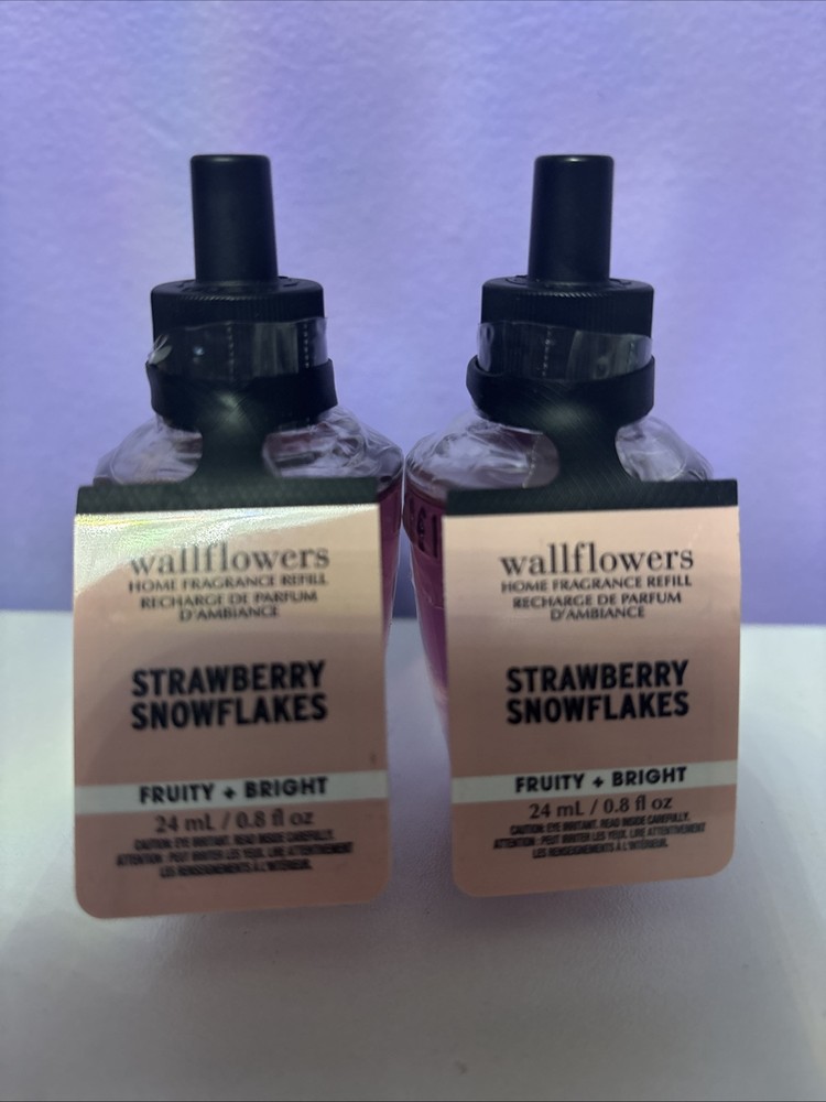 Bath & Body Works Strawberry Snowflakes Wallflower Refills 2-Pack