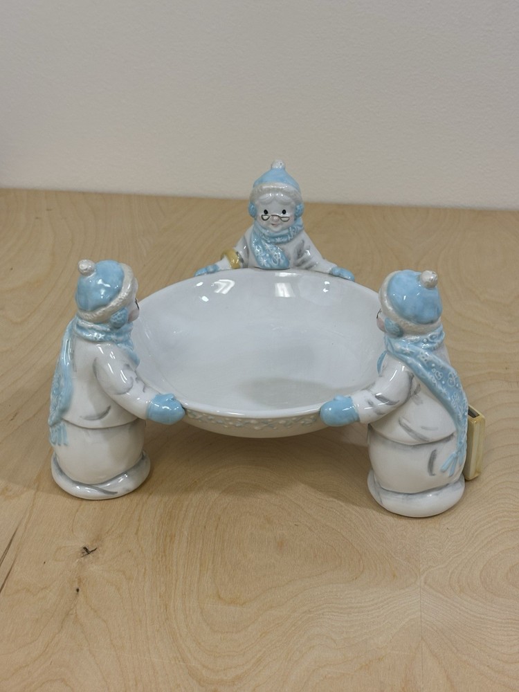 Avon 2002 Presidents Club Snowlady Holiday Candy Dish Collectible