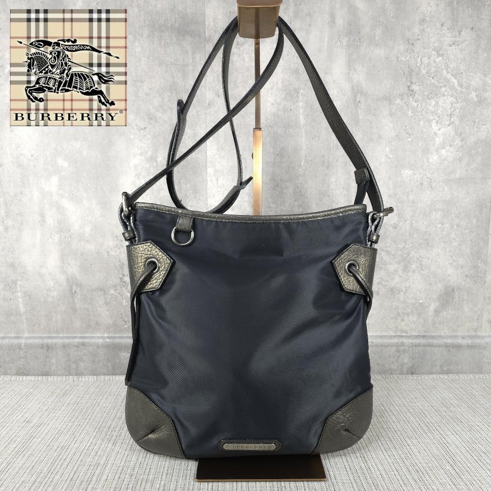 Burberry Shoulder Bag Nova Check Nylon Black Authentic F1204277