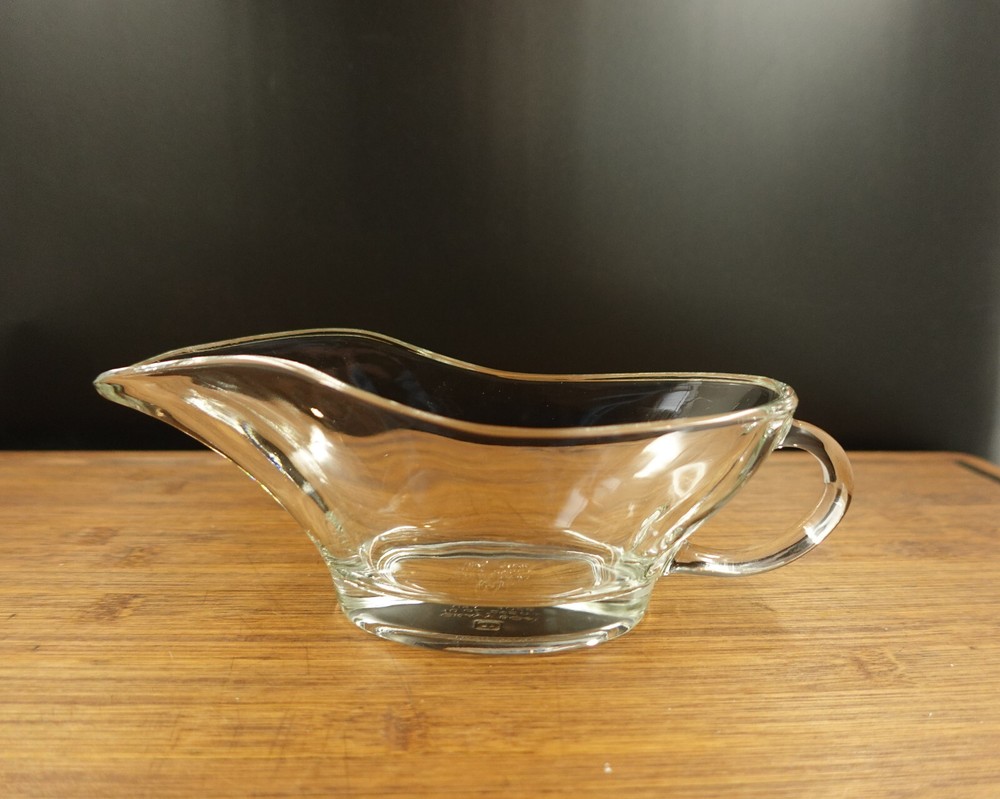 Anchor Hocking 1028 Clear Glass Gravy Boat with Handle