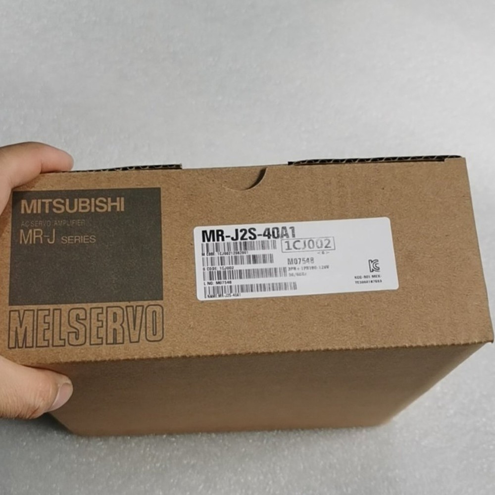 New Mitsubishi In Box AC Servo Amplifier MR-J2S-40A1 One Year Warranty