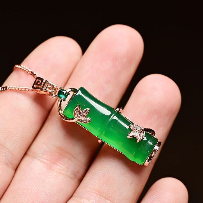 Women's Ice Green Jade Chalcedony Bamboo Knot Gold Pendant Necklace
