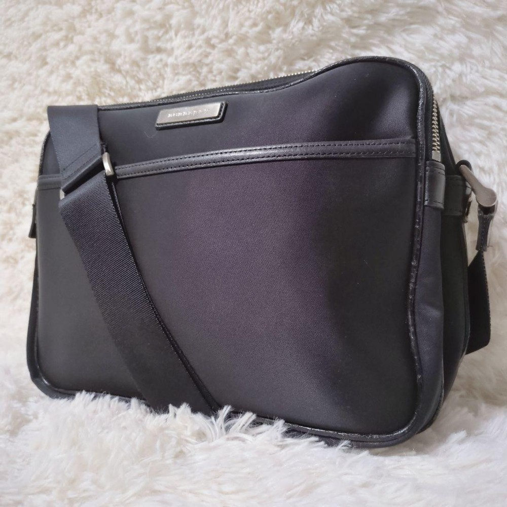 Burberry Shoulder Bag Nova Check Nylon Black Authentic F1204276