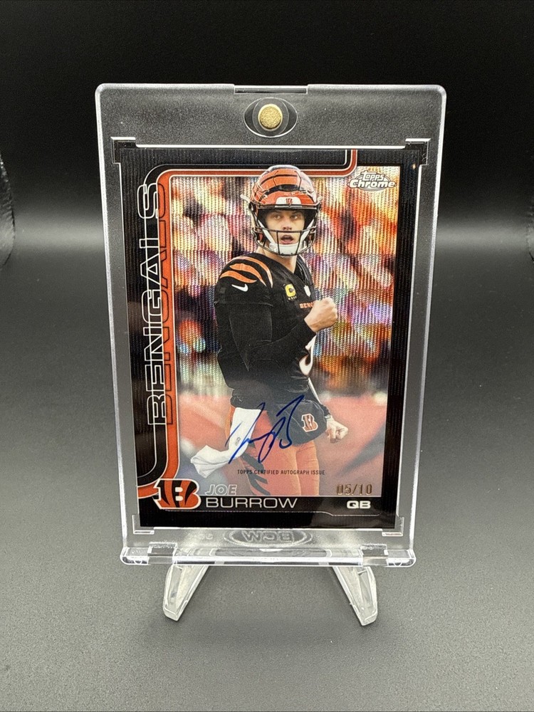 2025 TOPPS CHROME JOE BURROW BLACK WAVE  REFRACTOR AUTO /10 COLOR MATCH *MINT