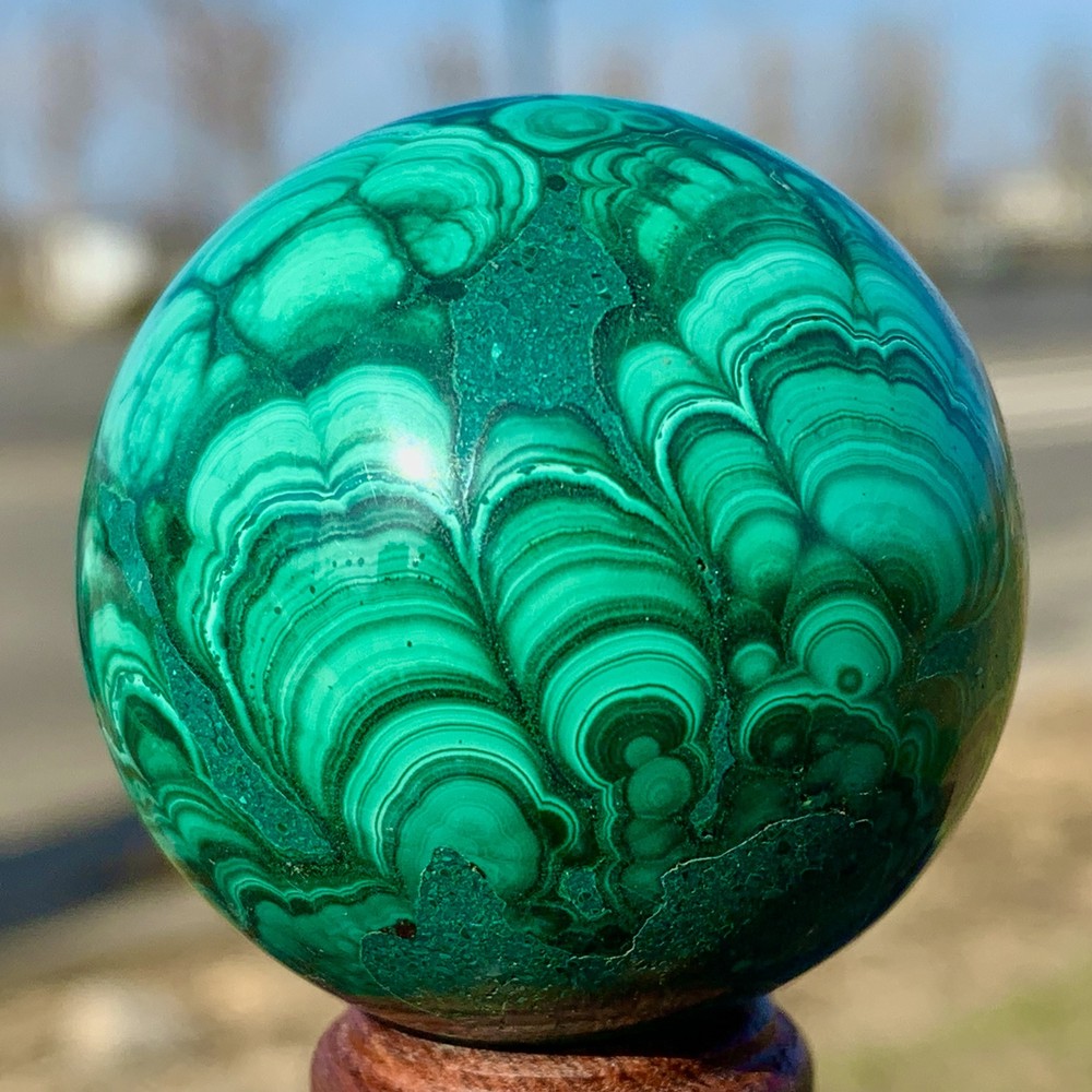 138G Natural glossy Malachite ball transparent cluster rough mineral sample