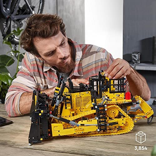LEGO Technic 42131 App-Controlled Cat D11 Bulldozer Remote Control New