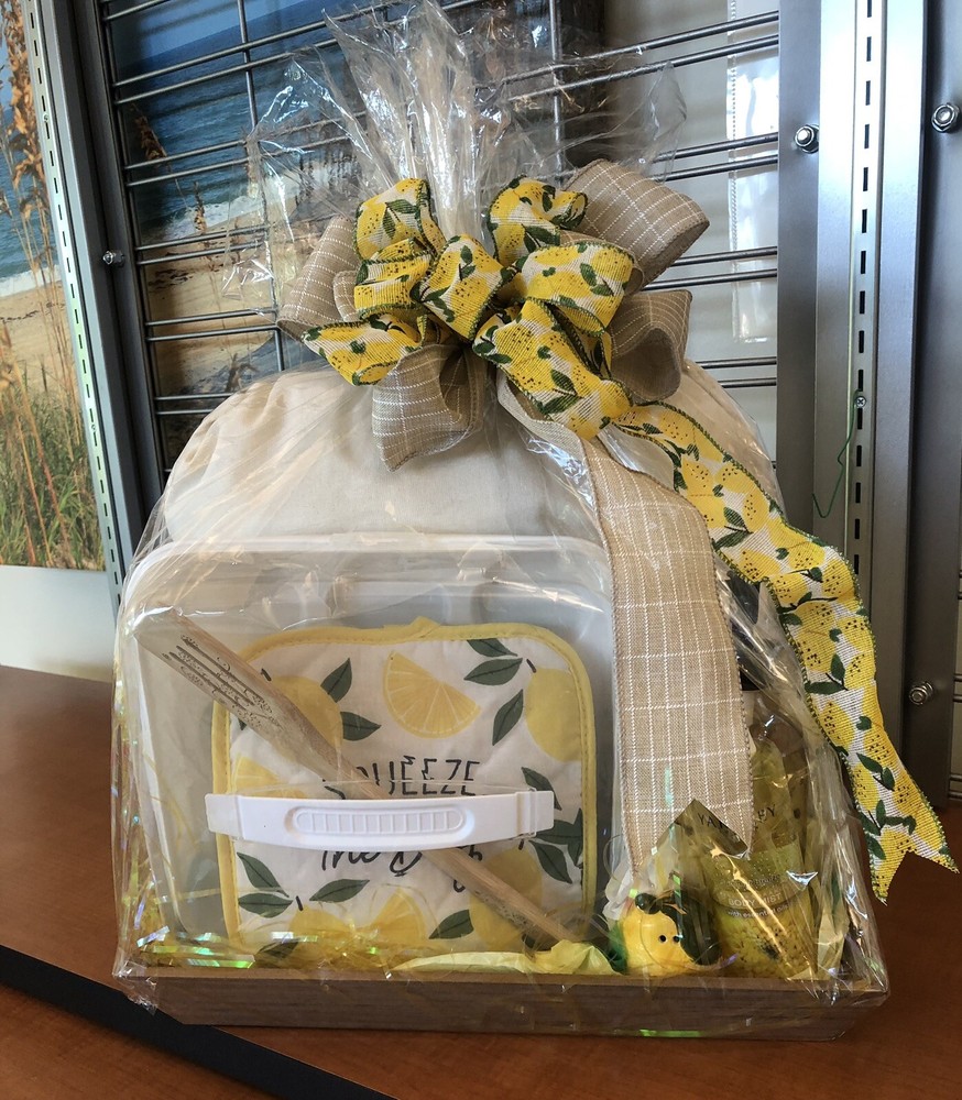 Mothers Day Gift Basket - Thoughtful Present for Mom-image