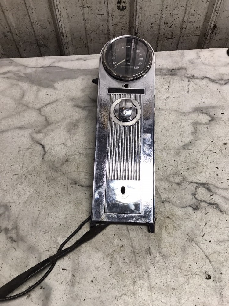 95 Harley Davidson FLHR Road King Gas Fuel Tank Trim Cover Speedometer Speedo