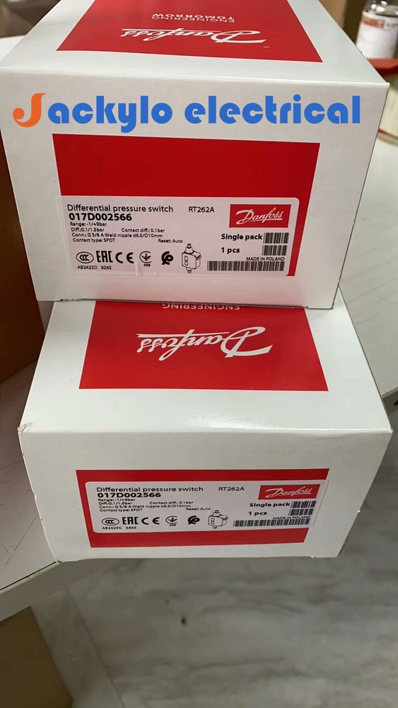 NEW -Danfoss 017D002566 Differential pressure switch, RT262A DHL or FedEX or UPS