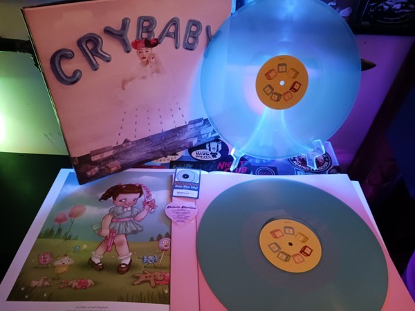 Melanie Martinez - Crybaby (2X BABY BLUE VINYL. DELUXE EDITION)