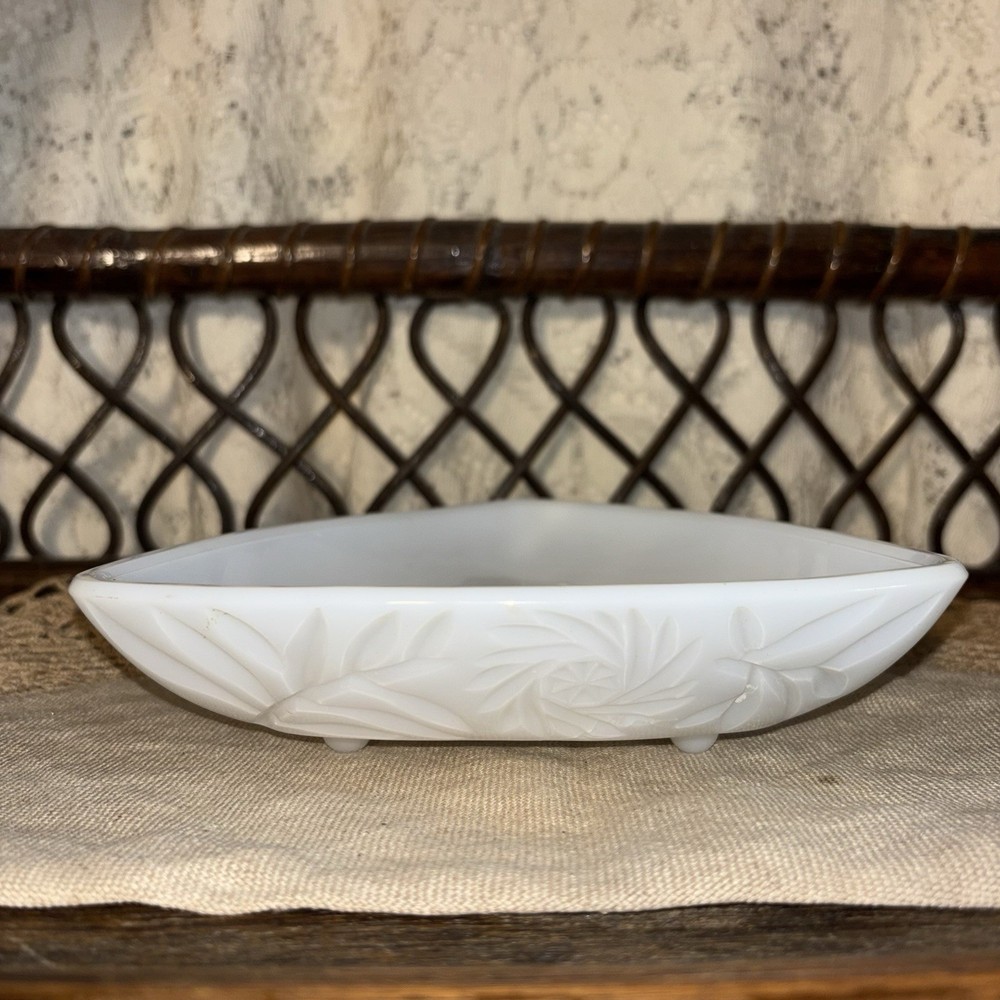 Hazel Atlas Milk Glass Star Burst Pinwheel Footed Triangle Trinket Candy Dish