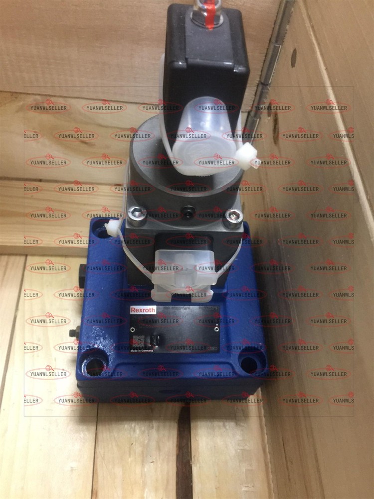 1PCS NEW Rexroth R900915814 2FRE16-43/160LBK4M Proportional valve