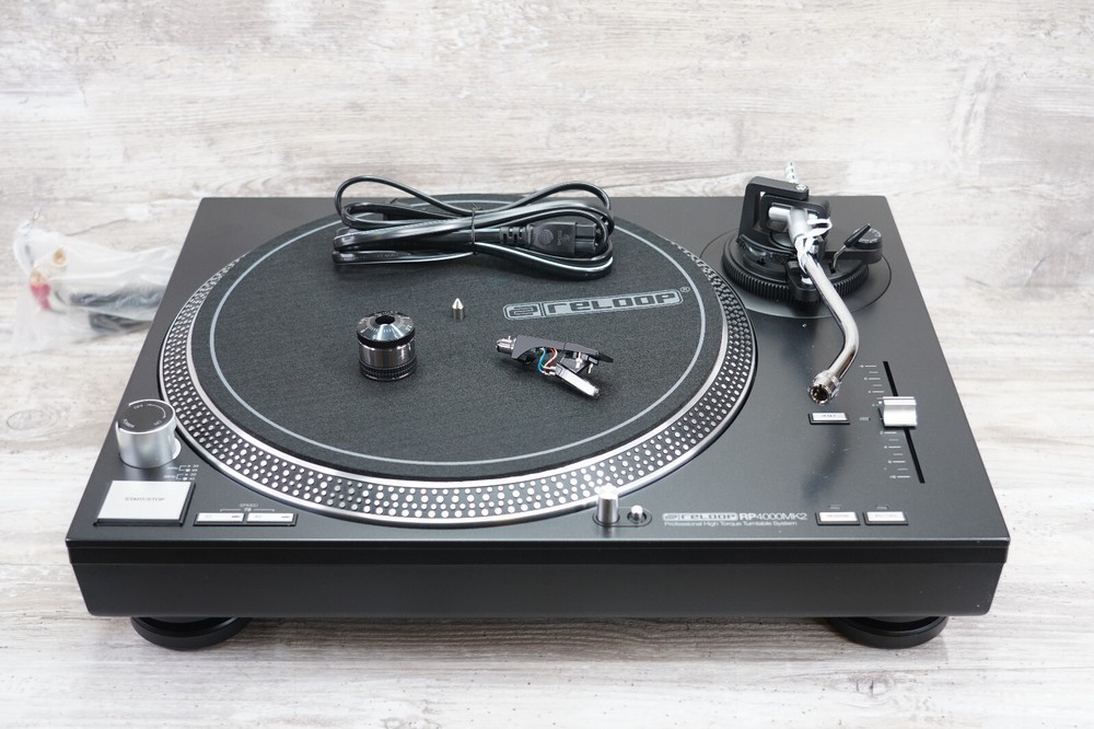 Reloop RP-4000 MK2 Professional  Turntable FOR PARTS OR REPAIR DOES NOT POWER ON