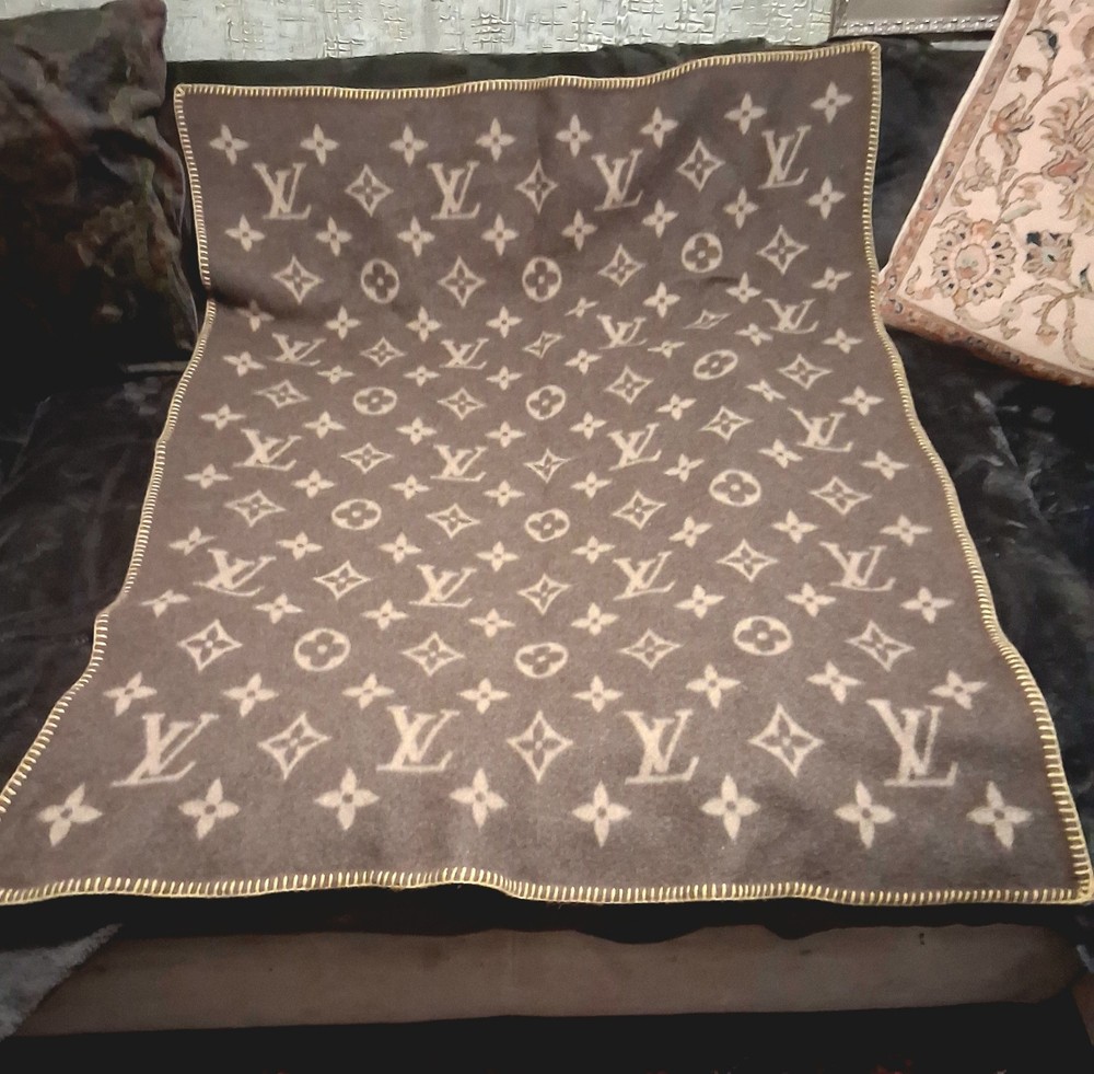 Louis Vuitton Lambswool Angora Monogram Blanket 52x61 Inches