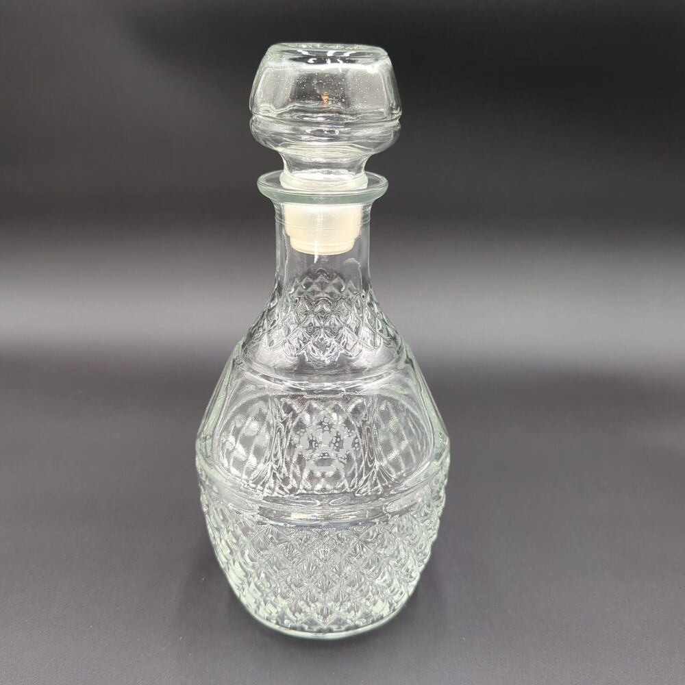 Wine Whiskey Liquor Decanter Etched Royal Crown & Grapes Diamond Cut w/ Stopper