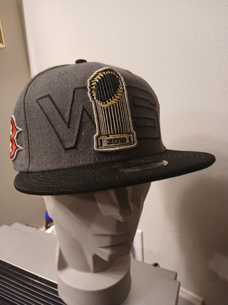 2018 World Series Champions Boston Red Sox Snapback Hat MLB Baseball Trophy NWOT