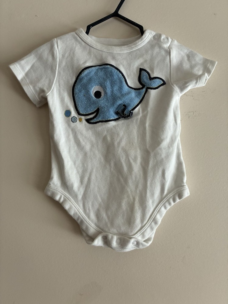 Garanimals Baby Boy Cute Fuzzy Blue Whale Cotton Short Sleeve Bodysuit White 3-6