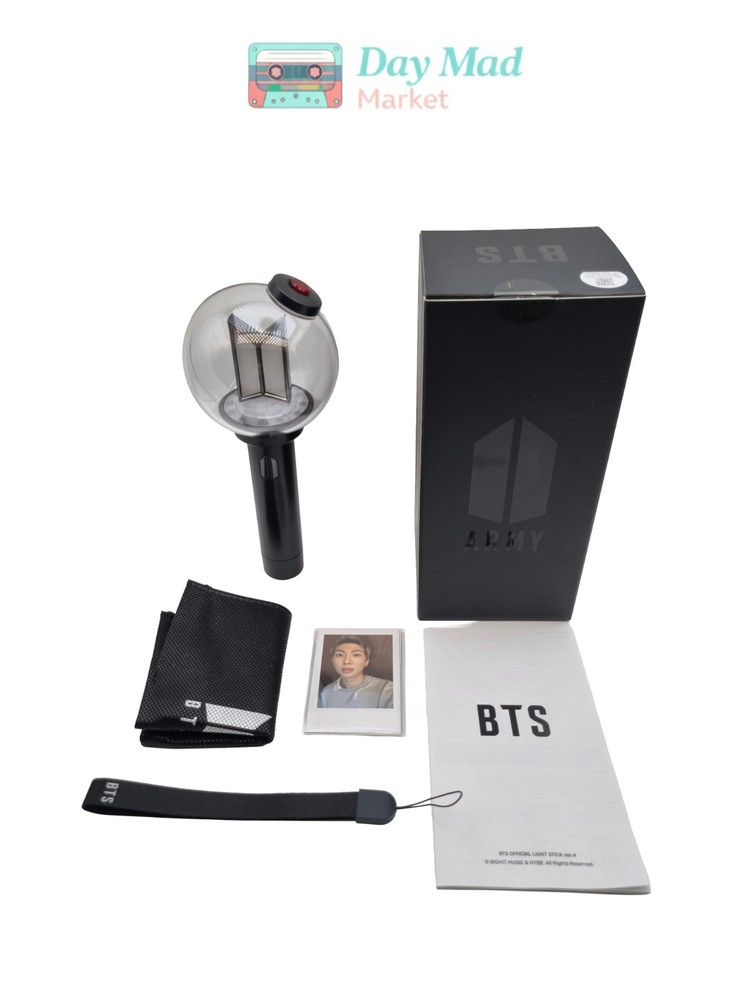 BTS OFFICIAL LIGHT STICK FANLIGHT ARMY BOMB VER.4 (New - Opened)