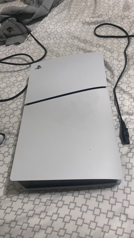 *PS5 CHRISTMAS SALE* sony ps5 slim, with spiderman one and two. Used twice.-image