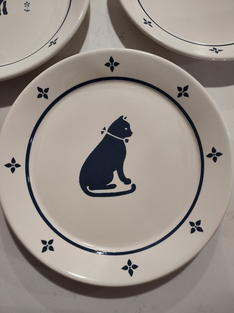 Pfaltzgraff Yorktowne Country Fair Cat 10.25 Inch Farmhouse Blue White Dinner Plate