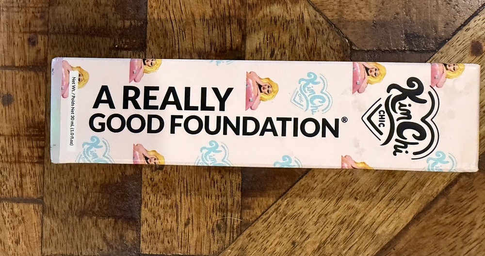 Kim Chi Chic A Really Good Foundation ARGF Shade 129MD New NIB