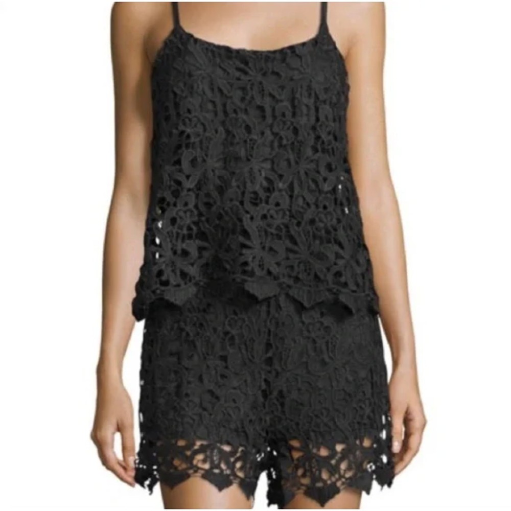 Romeo & Juliet Couture Sleeveless Lace Playsuit Romper Size Small NEW Festival