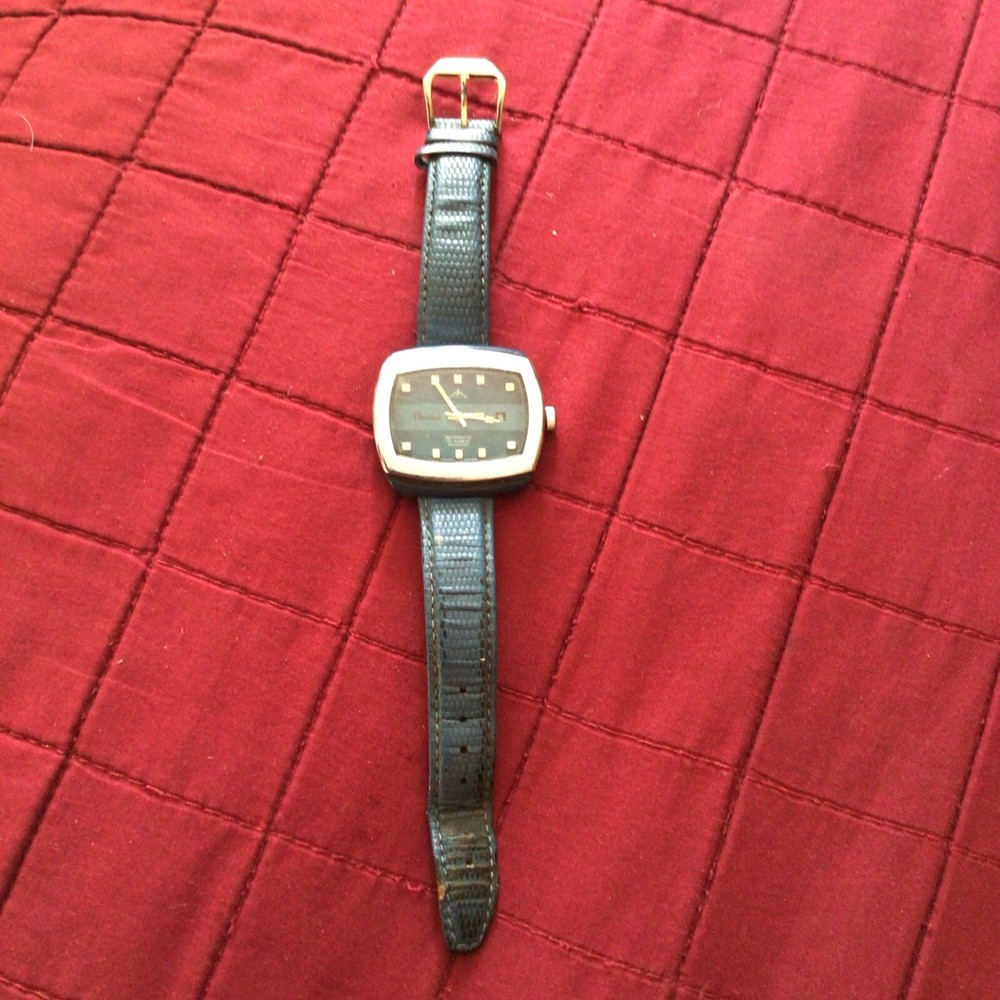 Swiss Wrist Watch 25 Jewels Wind Up Keeps Stopping