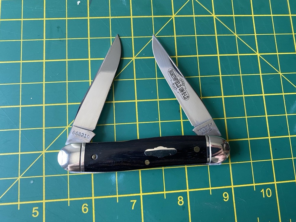 Great Eastern Cutlery 66 Ebony Smooth Shield 1 Of 1