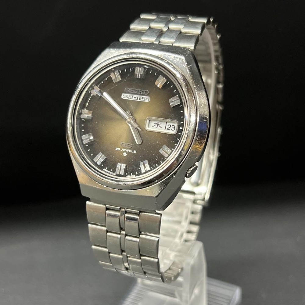 Seiko 5 Actus Automatic Winding Watch in HD Quality