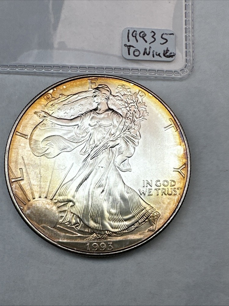 1993 American Silver Eagle! $1 1oz 0.999 Fine Silver.Cool Toning! Uncirculated