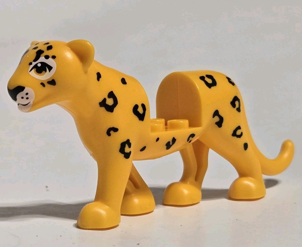 LEGO Disney Parce Animal Orange Cat Large with 2 x 2 Cutout (Jaguar) bb1256pb02