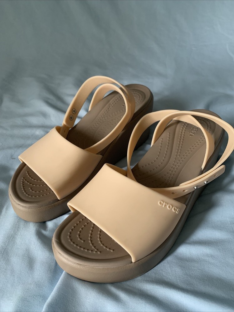 CROCS Brooklyn Ankle Strap Wedge Sandals Nude/Shitake