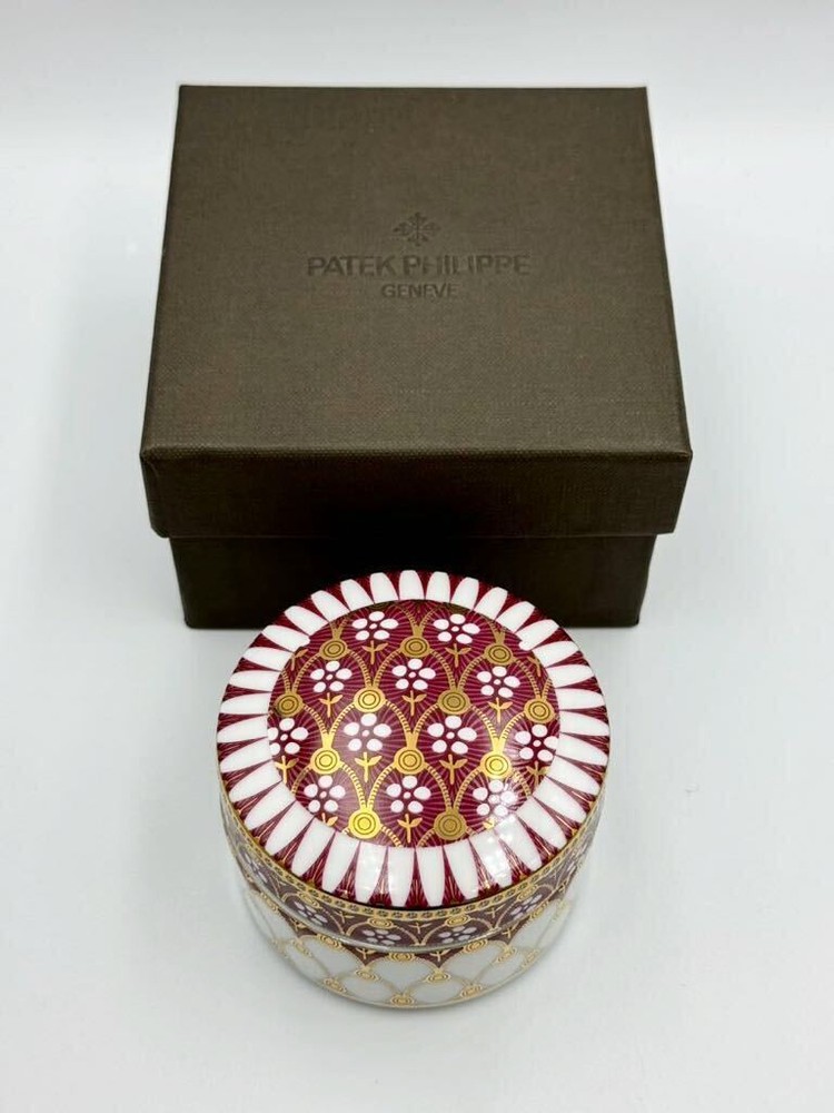 Patek Philippe Nautilus Cala Ceramic Red Unisex Accessory